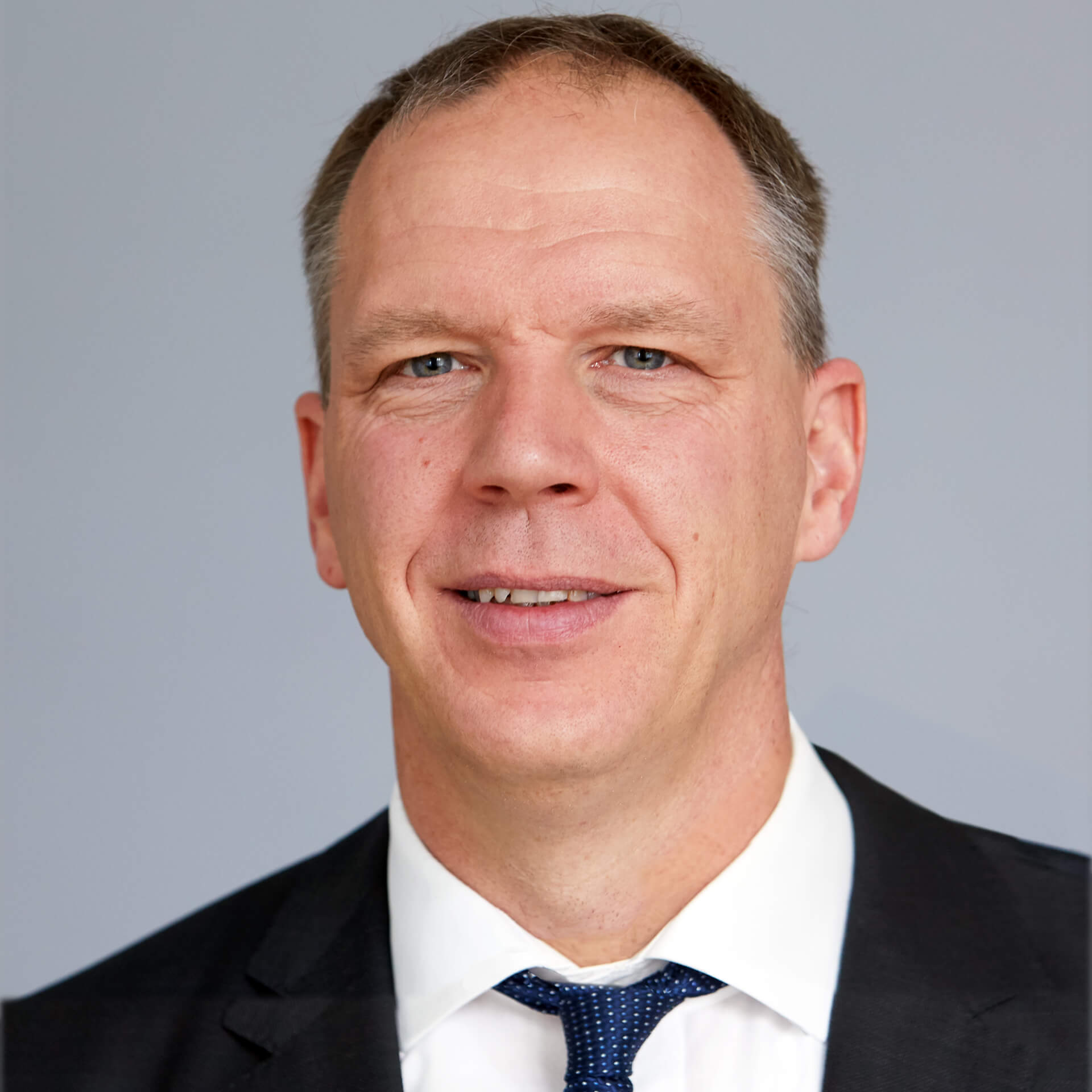 Dr. Frederik Putzo
